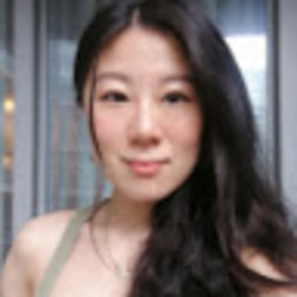 Meet your Posher, Emily - Picture 1 of 1